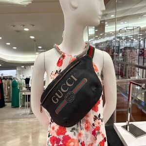 EXTREMELY RARE XL Gucci Black Gucci Printed Bum Bag Crossbody Italian Calfskin.